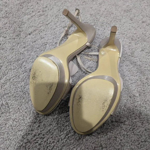 Kate Preston Heels Size 8 Champagne color with floral detail - Picture 6 of 7